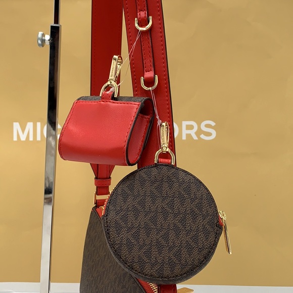 Michael Kors Jet Set Travel Small Crossbody w Tech Attch Flame/Brown signature - Picture 7 of 16